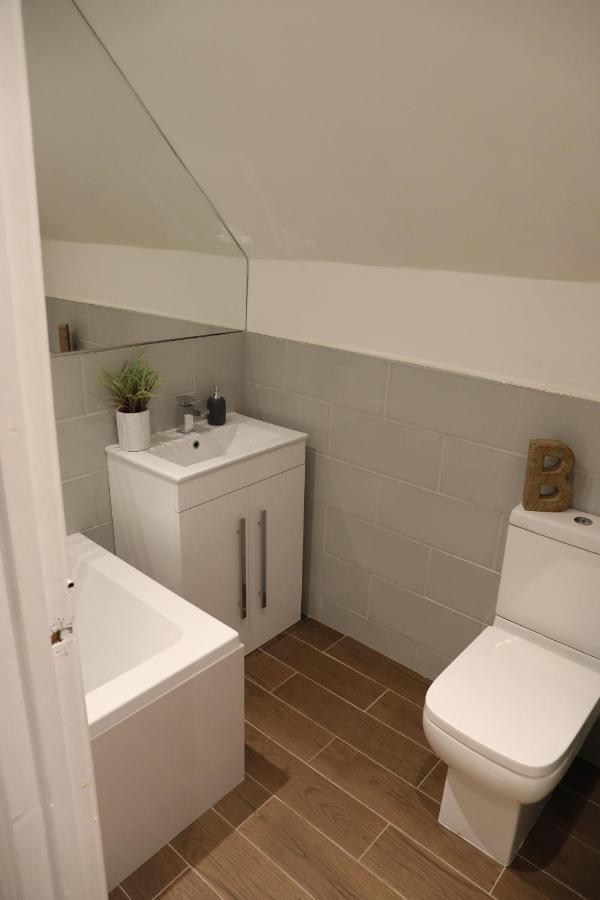 Blueberry View - Wyndale Living - Central Worcester Extérieur photo